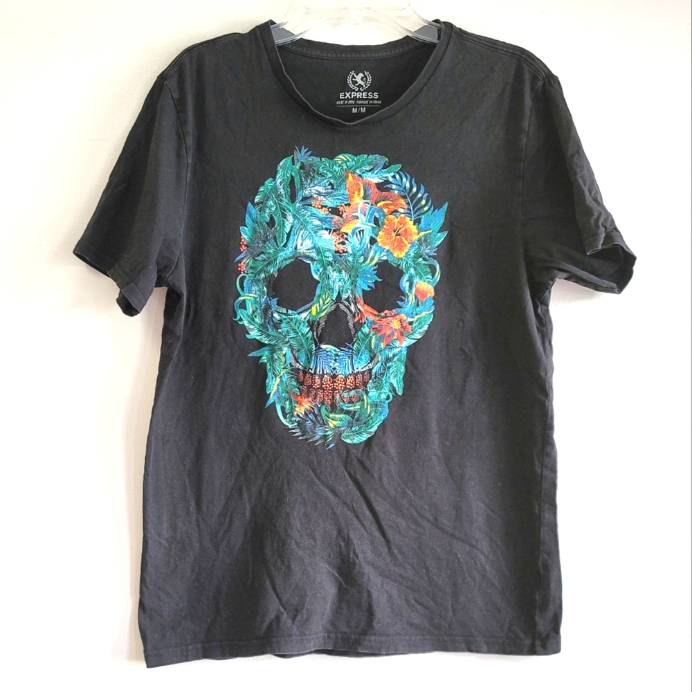Express Black Floral Skull Graphic Short Sleeve Tee Shirt Size Medium